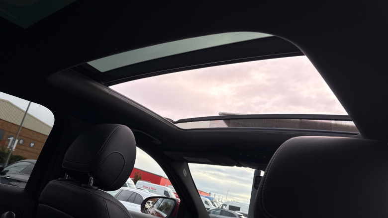 Mercedes-Benz C-Class C220d AMG Line Premium Plus 4dr 9G-Tronic Diesel Saloon